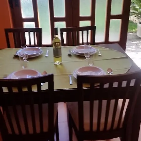 Apartament Vrisika-family